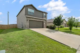 408 Micah Ln, Ferris, TX 75125 - Photo 2