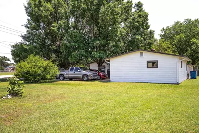 201 S Lake Dallas Drive, Lake Dallas, TX 75065 - Photo 30