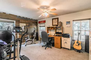 1055 Miller Rd, Reno, TX 76020 - Photo 20