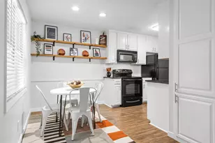 1421 S 12th St, Waco, TX 76706 - Photo 6