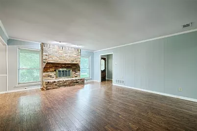 614 Brookfield Drive, Garland, TX 75040 - Photo 2