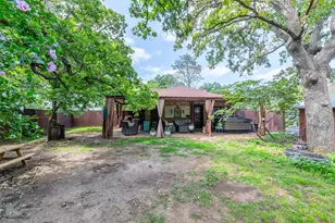 202 E Ross St, Rising Star, TX 76471 - Photo 34