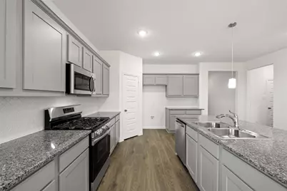 1905 Mohican Drive, Cleburne, TX 76033 - Photo 24