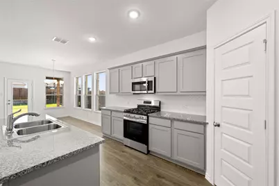 1905 Mohican Drive, Cleburne, TX 76033 - Photo 6