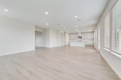 808 Hayes Court, Crowley, TX 76036 - Photo 10