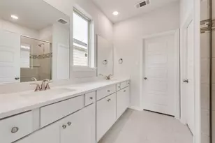 700 Marcus Ln, Crowley, TX 76036 - Photo 12