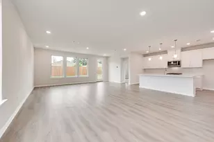 700 Marcus Ln, Crowley, TX 76036 - Photo 8