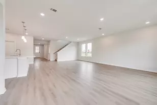 700 Marcus Ln, Crowley, TX 76036 - Photo 10