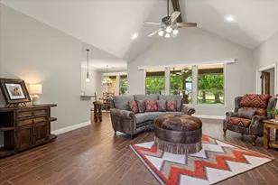 223 Ruby Dr, Weatherford, TX 76087 - Photo 2