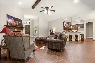 223 Ruby Dr, Weatherford, TX 76087 - Photo 4