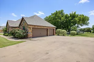 223 Ruby Dr, Weatherford, TX 76087 - Photo 30