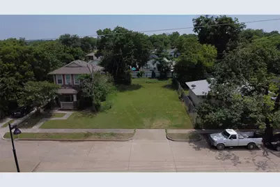 1220 E Annie Street, Fort Worth, TX 76104 - Photo 1