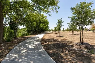 610 Long Trl, Mansfield, TX 76063 - Photo 10