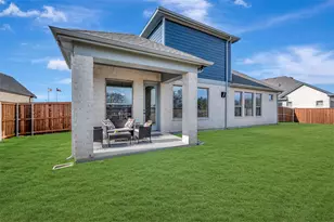 610 Long Trl, Mansfield, TX 76063 - Photo 2