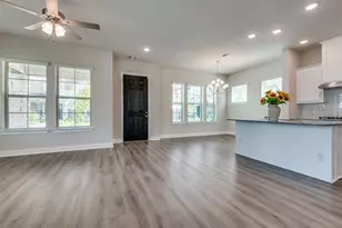 708 Fox Squirrel Ct, Arlington, TX 76005 - Photo 4