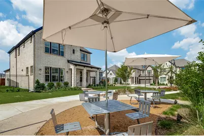 708 Fox Squirrel Court, Arlington, TX 76005 - Photo 2