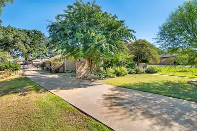 2603 Brookhaven Drive, Denison, TX 75020 - Photo 2