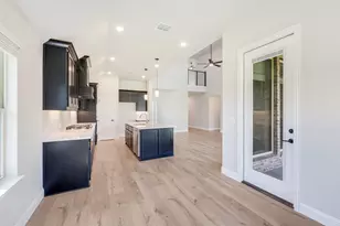 1025 Raptor Rd, Alvarado, TX 76009 - Photo 16