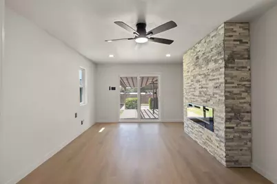 2305 Fenestra Drive, Dallas, TX 75228 - Photo 8