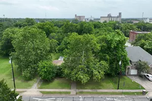 520 E Brockett St, Sherman, TX 75090 - Photo 6