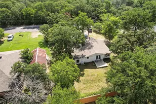 213 Oaktree Ln, Hickory Creek, TX 75065 - Photo 18