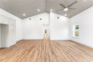 1109 E Navarro Ave, Mart, TX 76664 - Photo 8