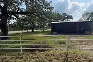 820 Goshen Rd, Springtown, TX 76082 - Photo 2