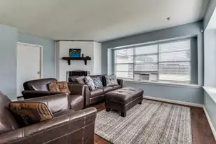 825 Cherry Hills Dr, Lancaster, TX 75134 - Photo 6