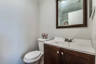 825 Cherry Hills Dr, Lancaster, TX 75134 - Photo 20