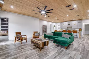 7336 St Augustine Dr, Cleburne, TX 76033 - Photo 8