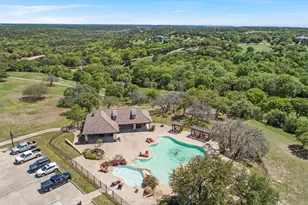 7336 St Augustine Dr, Cleburne, TX 76033 - Photo 36