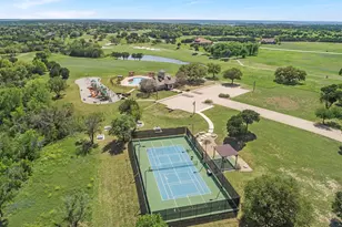 7336 St Augustine Dr, Cleburne, TX 76033 - Photo 34