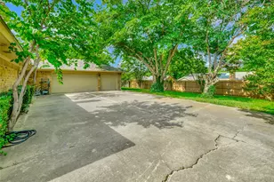 6021 Sycamore Creek Rd, Edgecliff Village, TX 76134 - Photo 34