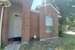 1302 Mill Crossing, Garland, TX 75040 - Photo 1