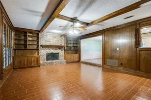 1420 Porto Bello Ct, Arlington, TX 76012 - Photo 4