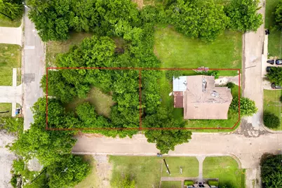 2204 Polk Street, Greenville, TX 75401 - Photo 2