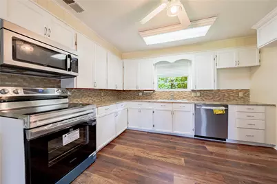 522 E Kempner Street, Mabank, TX 75147 - Photo 6