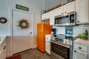 2502 Live Oak St, Dallas, TX 75204 - Photo 4