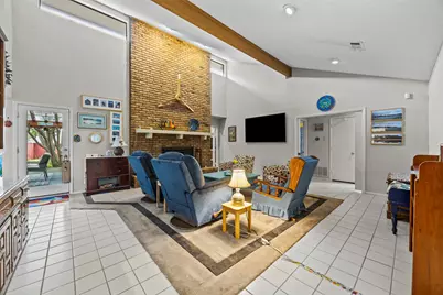 907 Green Terrace Lane, Duncanville, TX 75137 - Photo 2