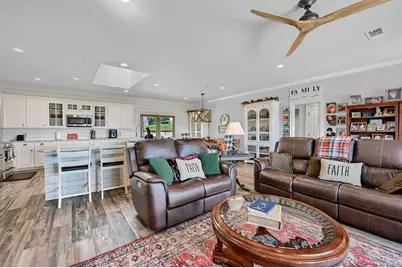 117 Kiowa Drive S, Lake Kiowa, TX 76240 - Photo 8