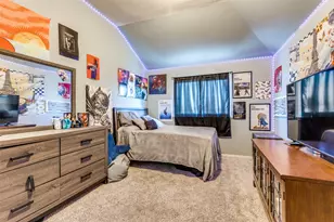 1328 Castlegar Ln, Fort Worth, TX 76247 - Photo 14