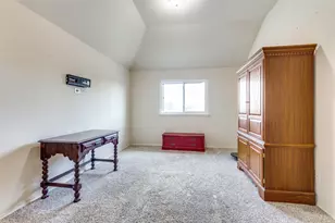 1328 Castlegar Ln, Fort Worth, TX 76247 - Photo 16