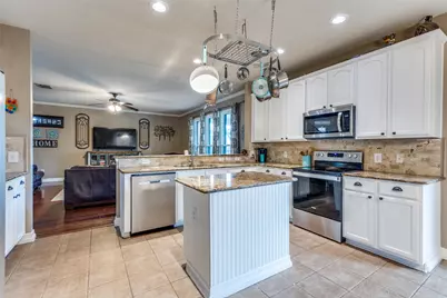 1328 Castlegar Lane, Fort Worth, TX 76247 - Photo 10