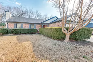 6314 Brookgate Dr, Arlington, TX 76016 - Photo 2