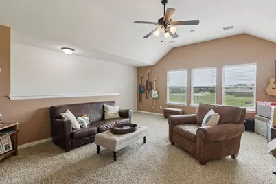 6806 Bear Lane, Greenville, TX 75402 - Photo 30