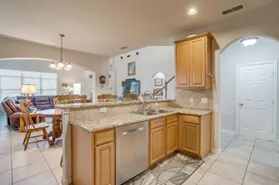 2536 Glenn Ranch Dr, Burleson, TX 76028 - Photo 8