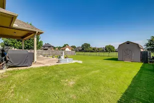 2536 Glenn Ranch Dr, Burleson, TX 76028 - Photo 38