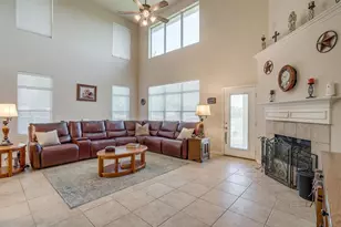 2536 Glenn Ranch Dr, Burleson, TX 76028 - Photo 14