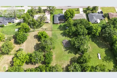 110 Norma Circle, Greenville, TX 75402 - Photo 32