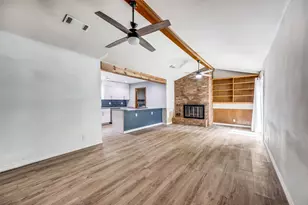 1001 Windsor Dr, Sherman, TX 75092 - Photo 2